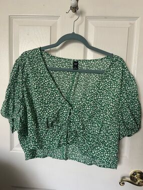 SHEIN 4XL Green Floral V-Neck Short Sleeve Top amd Skirt Set